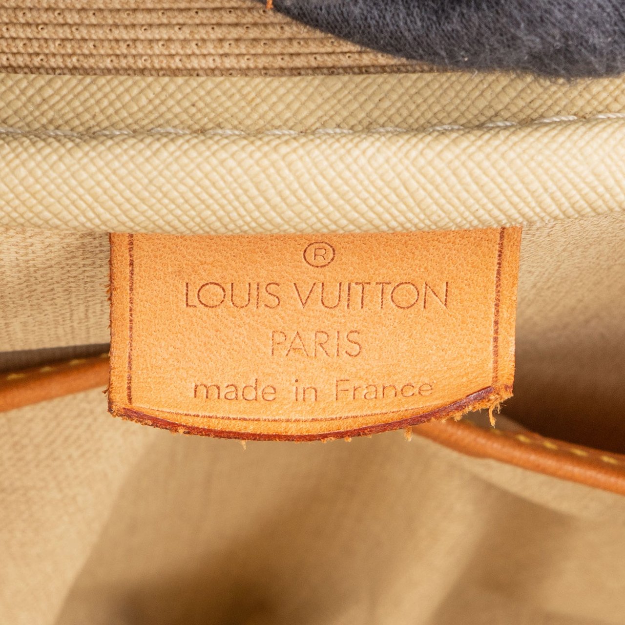 Louis Vuitton Louis Vuitton Canvas Monogram Deauville Handbag Bruin