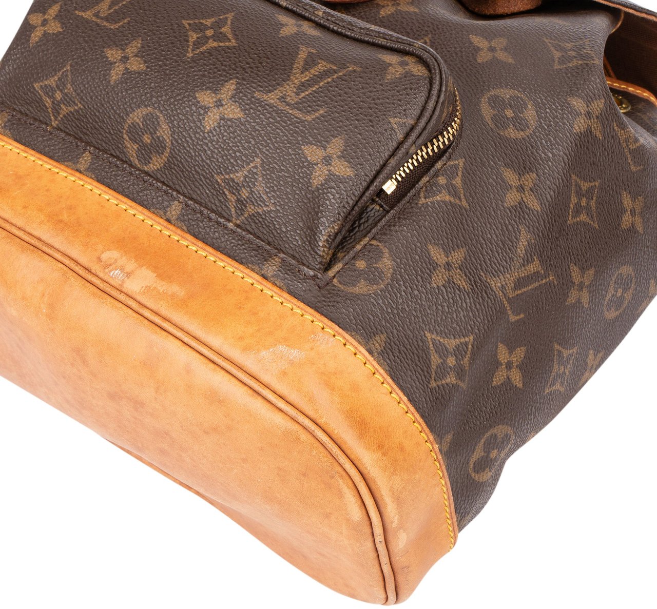 Louis Vuitton Louis Vuitton Canvas Monogram Montsouris MM Backpack Bruin