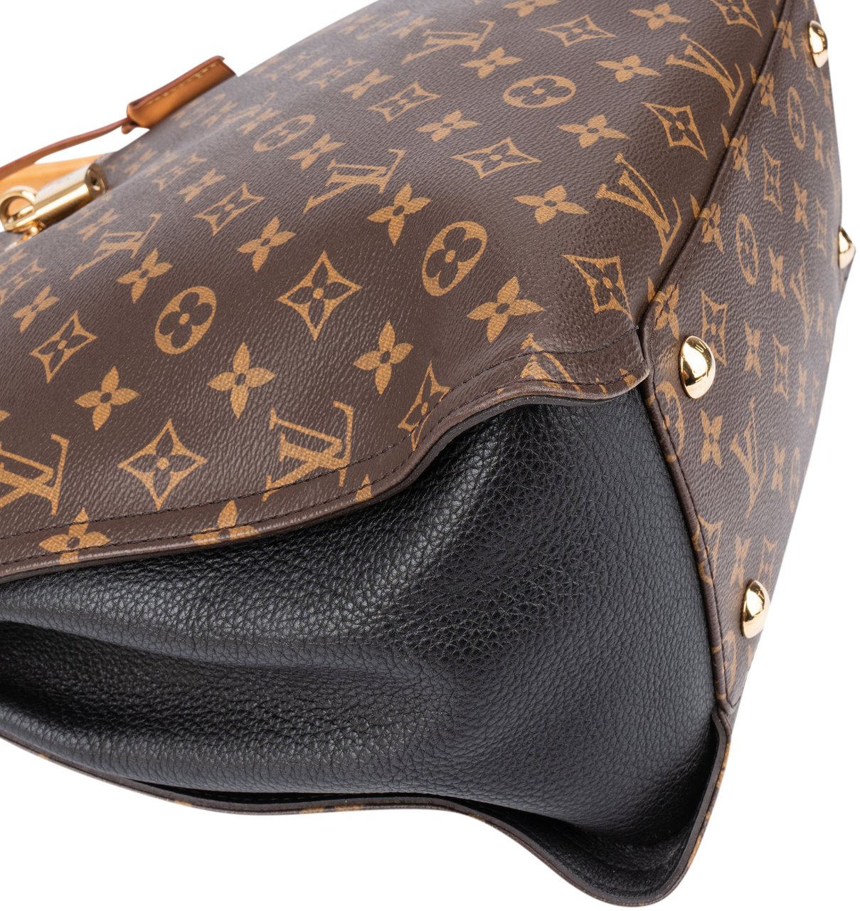 Louis Vuitton Louis Vuitton Canvas Monogram Gaia Handbag Bruin