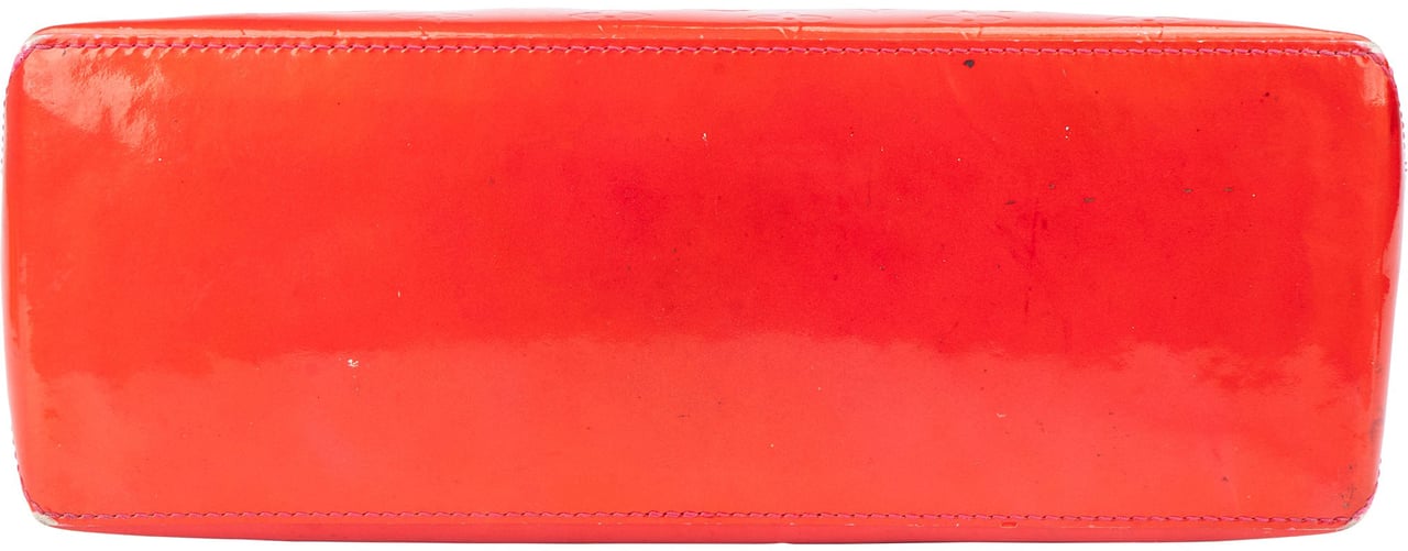 Louis Vuitton Louis Vuitton Red Vernis Monogram Wilshire Handbag Rood