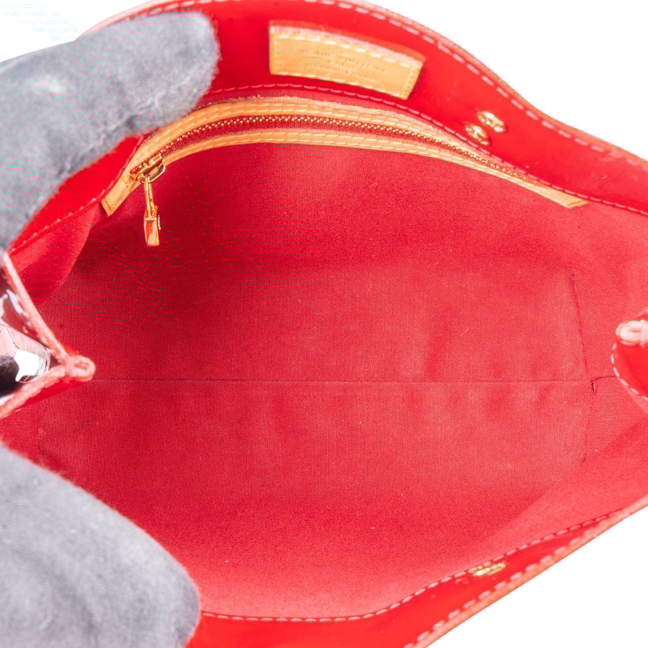 Louis Vuitton Louis Vuitton Red Vernis Monogram Reade PM Handbag Rood