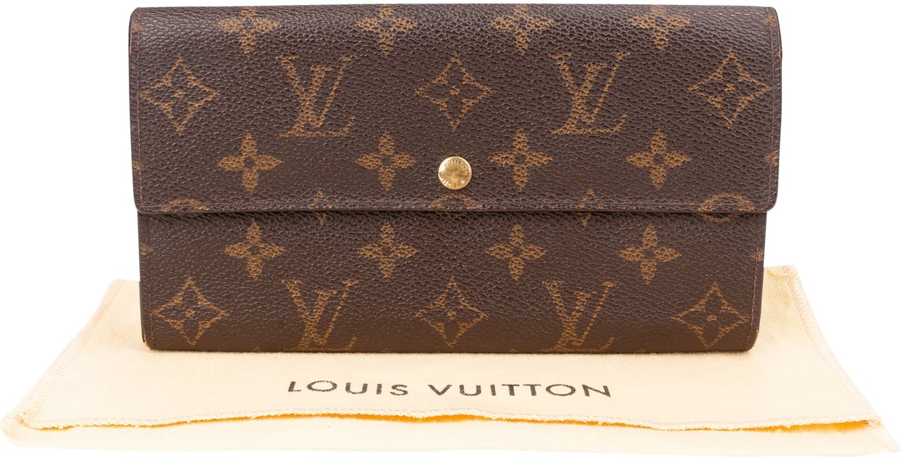 Louis Vuitton Louis Vuitton Canvas Monogram Sarah Wallet Divers