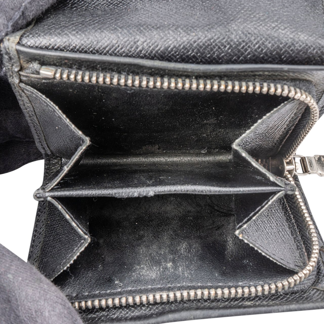 Louis Vuitton Louis Vuitton Taiga Leather Mini Wallet Divers