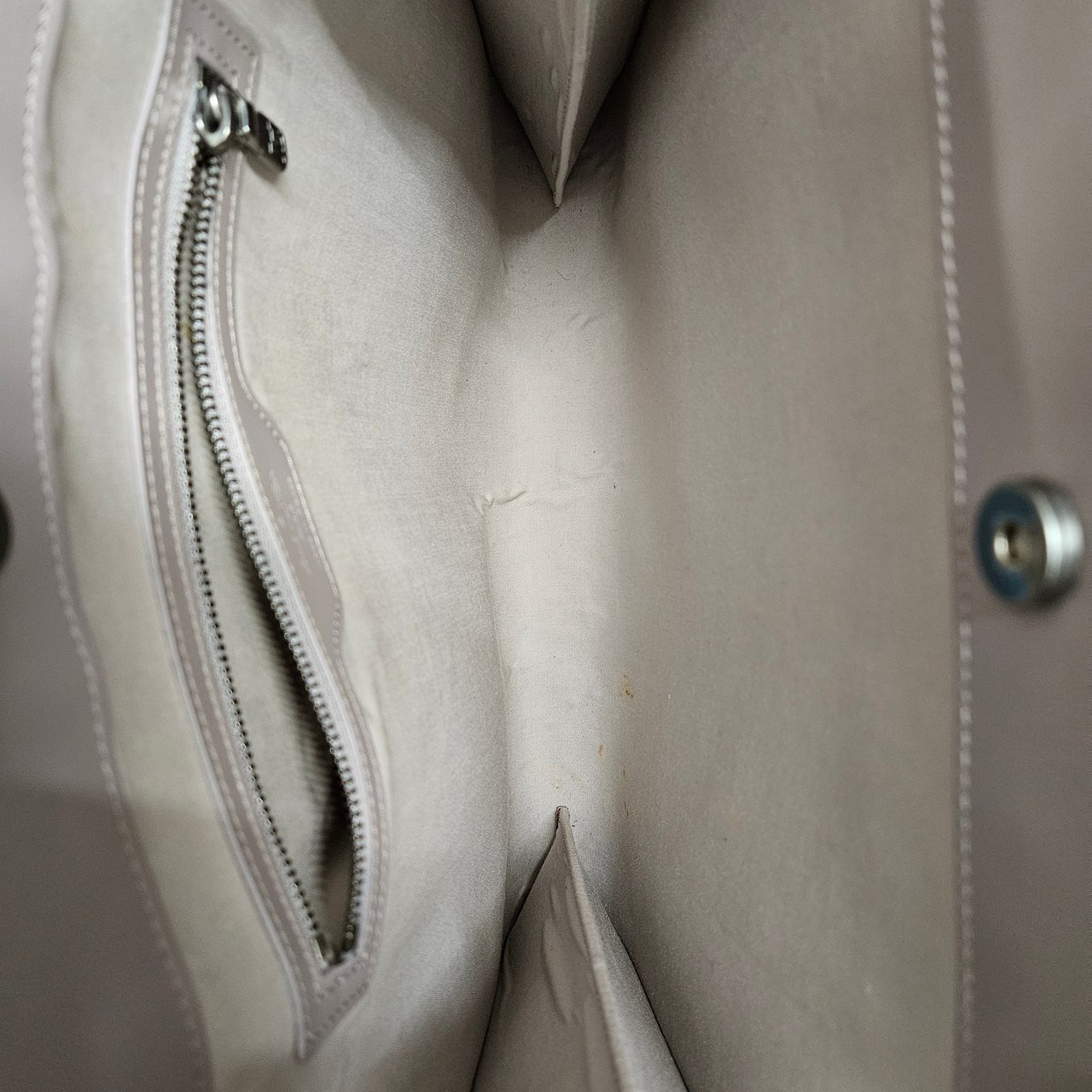 Louis Vuitton Lilac Epi Leather Saint Tropez Shoulder Bag Paars