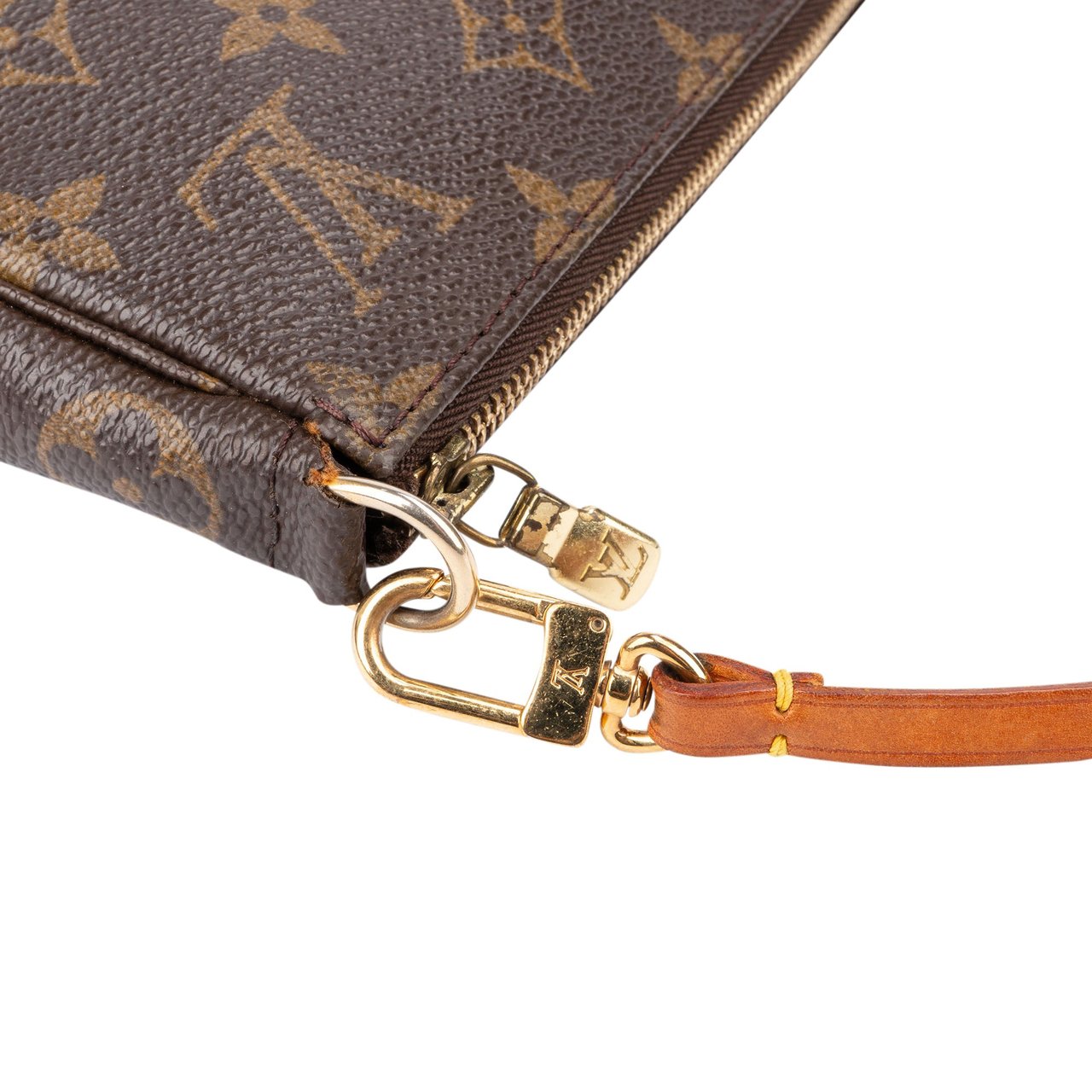 Louis Vuitton Louis Vuitton Canvas Monogram Pochette Accessoire Handbag Bruin