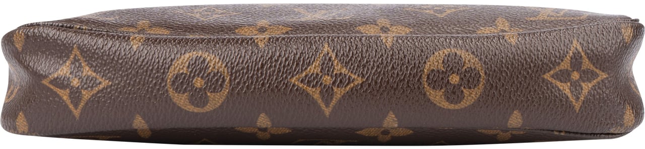 Louis Vuitton Louis Vuitton Canvas Monogram Pochette Accessoire Handbag Bruin