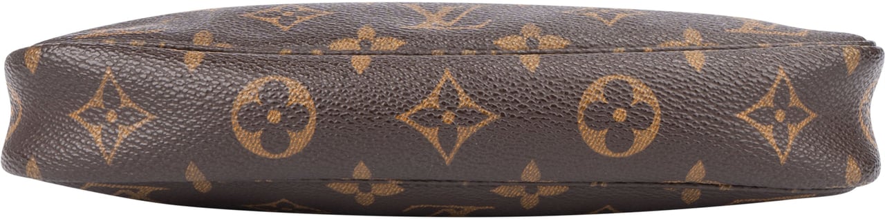 Louis Vuitton Louis Vuitton Canvas Monogram Pochette Accessoire Handbag Bruin
