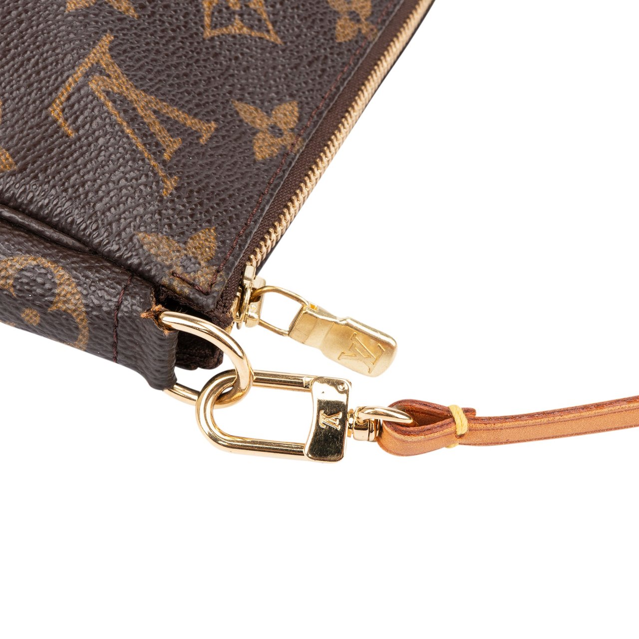 Louis Vuitton Louis Vuitton Canvas Monogram Pochette Accessoire Handbag Bruin
