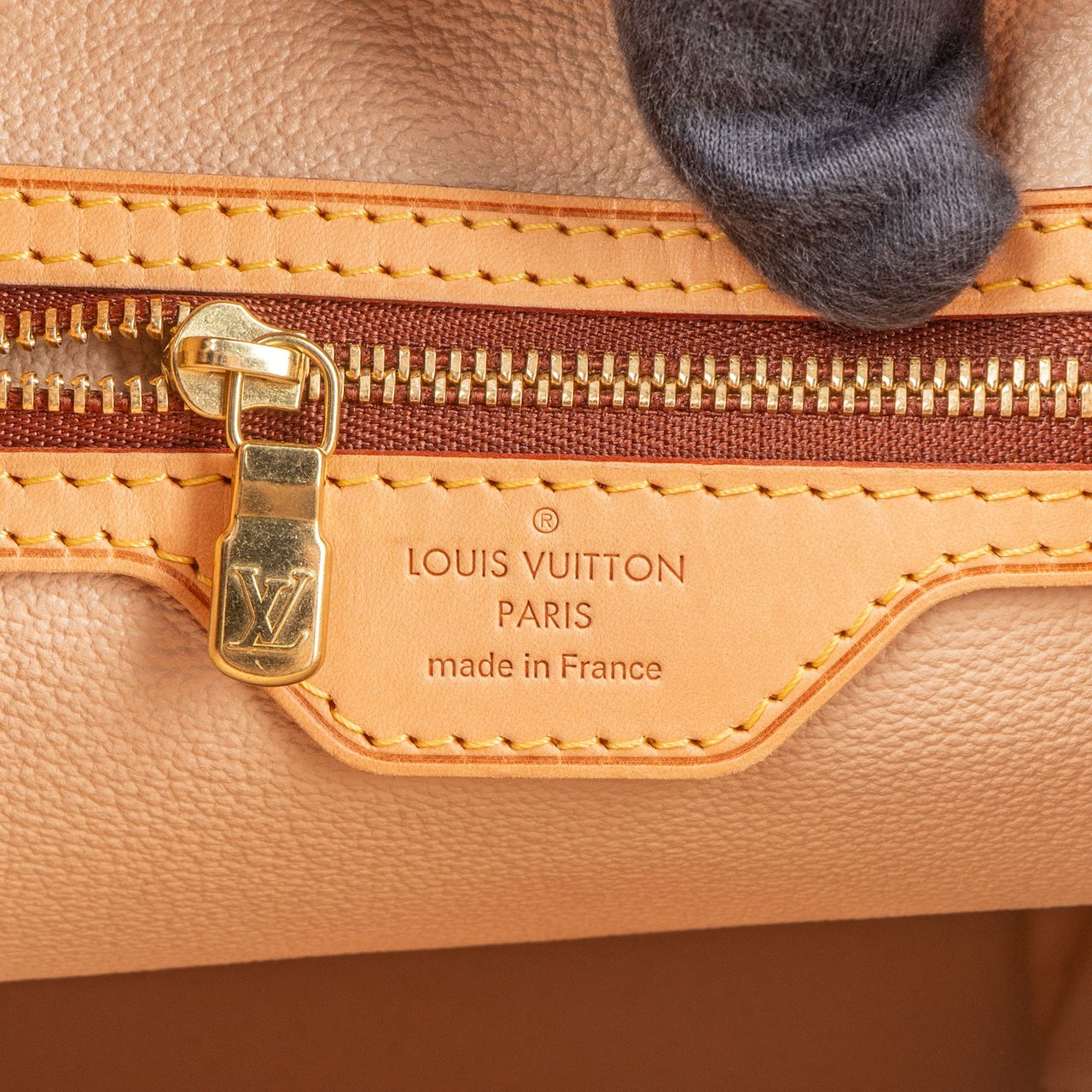 Louis Vuitton Louis Vuitton Canvas Monogram Bucket PM Shoulder Bag Bruin