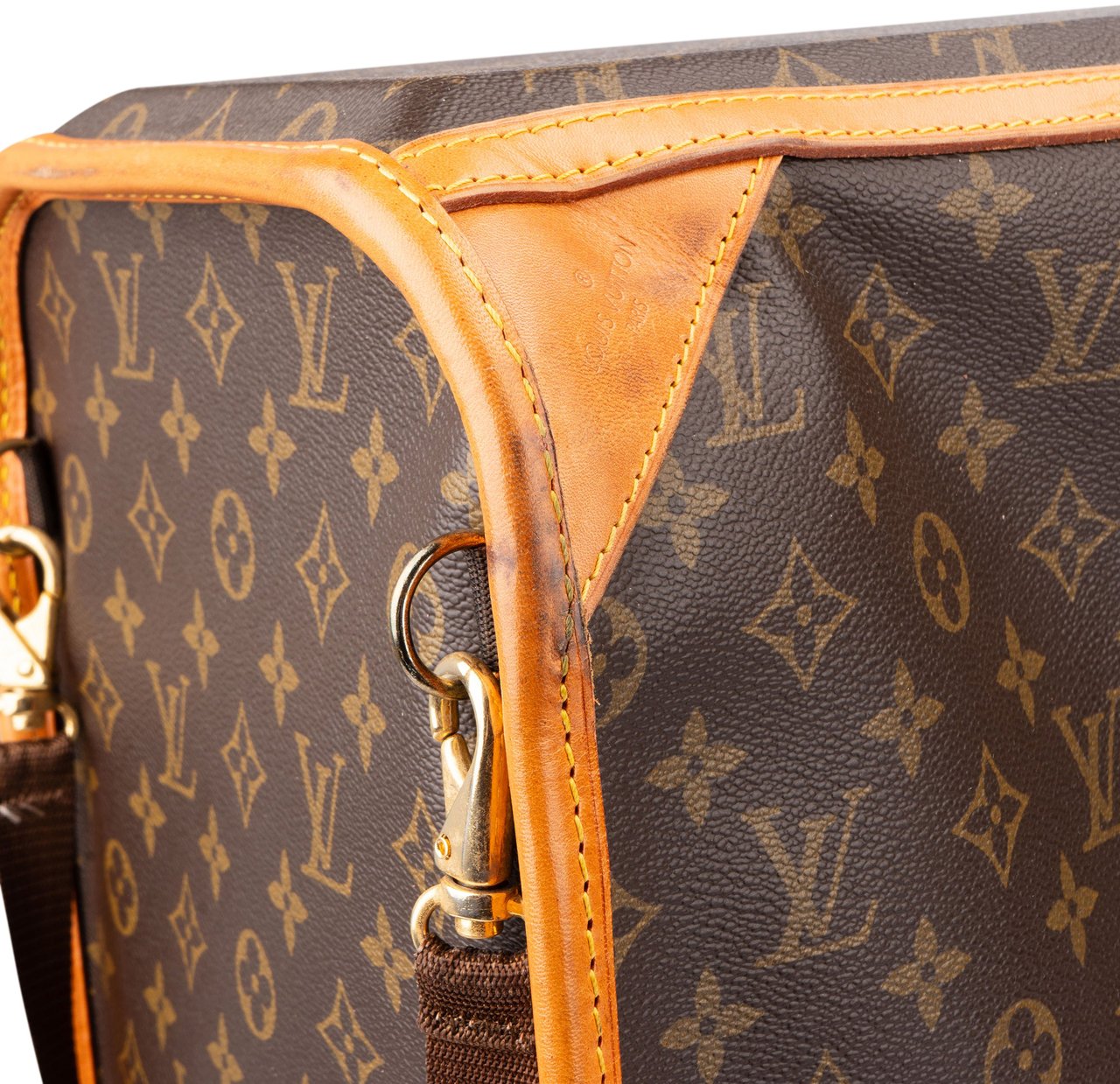 Louis Vuitton Louis Vuitton Canvas Monogram Pullman Travel Bag Bruin