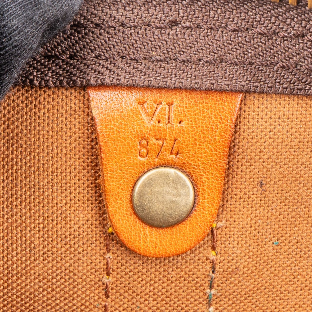Louis Vuitton Louis Vuitton Canvas Monogram Keepall 50 Bruin