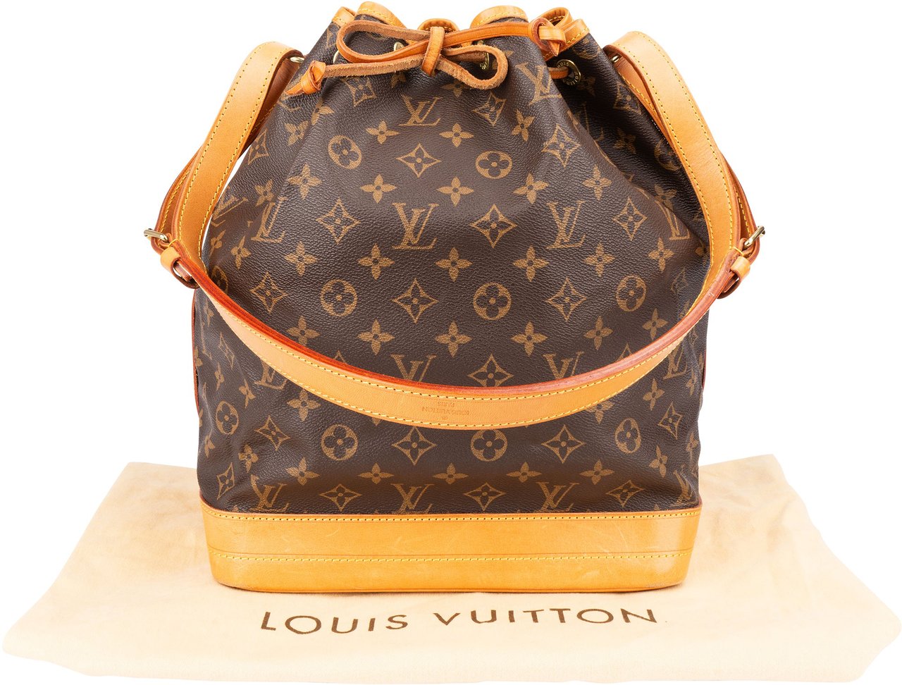 Louis Vuitton Louis Vuitton Canvas Monogram Sac Noe Grande Shoulder Bag Bruin