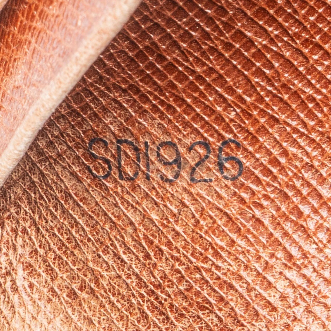Louis Vuitton Louis Vuitton Canvas Monogram Compact Clip Wallet Bruin