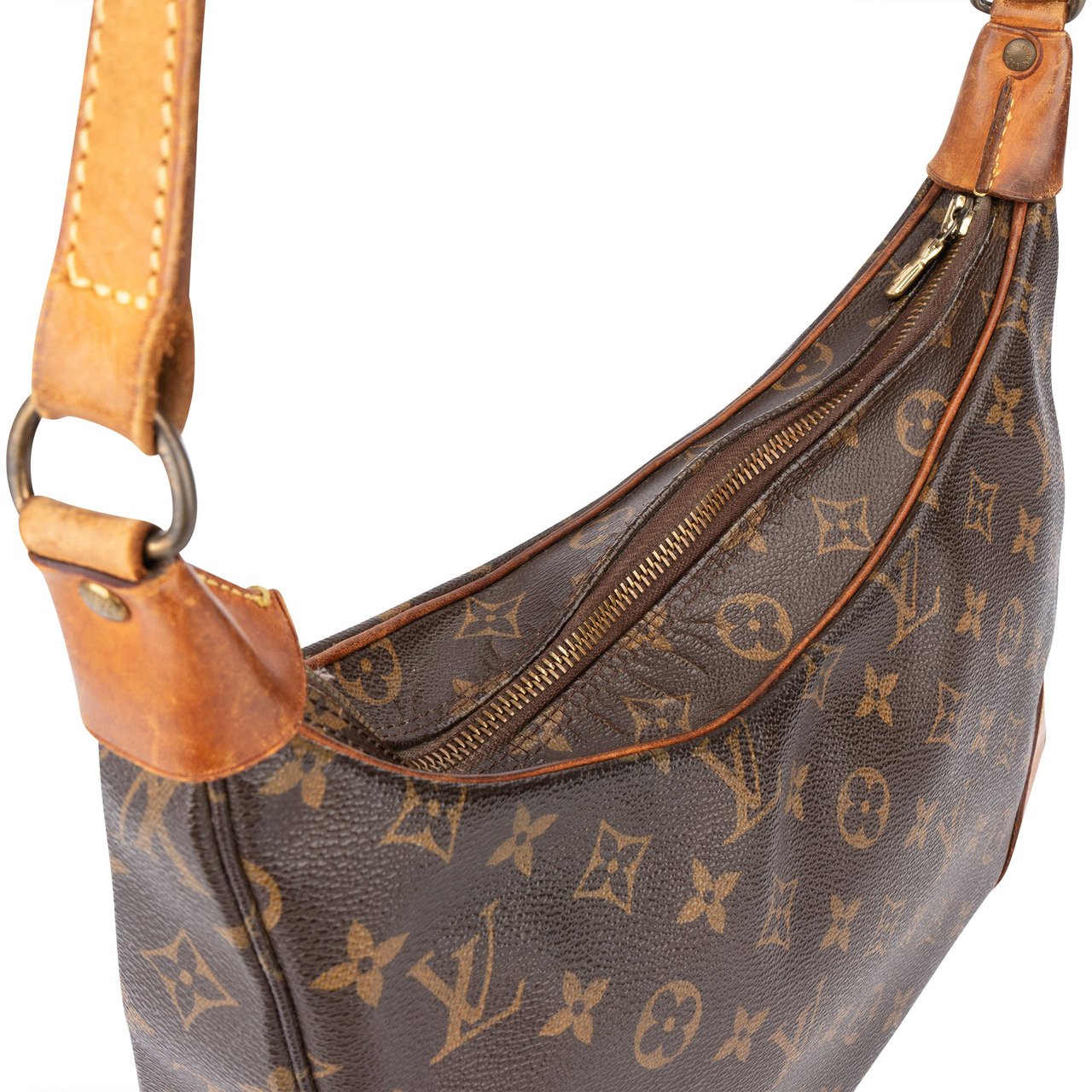 Louis Vuitton Louis Vuitton Canvas Monogram Boulogne Crossbody Bag Bruin