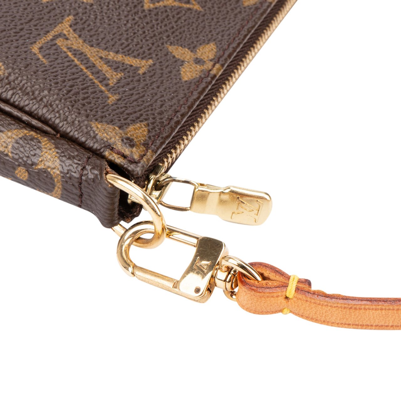 Louis Vuitton Louis Vuitton Canvas Monogram Pochette Accessoire Handbag Bruin