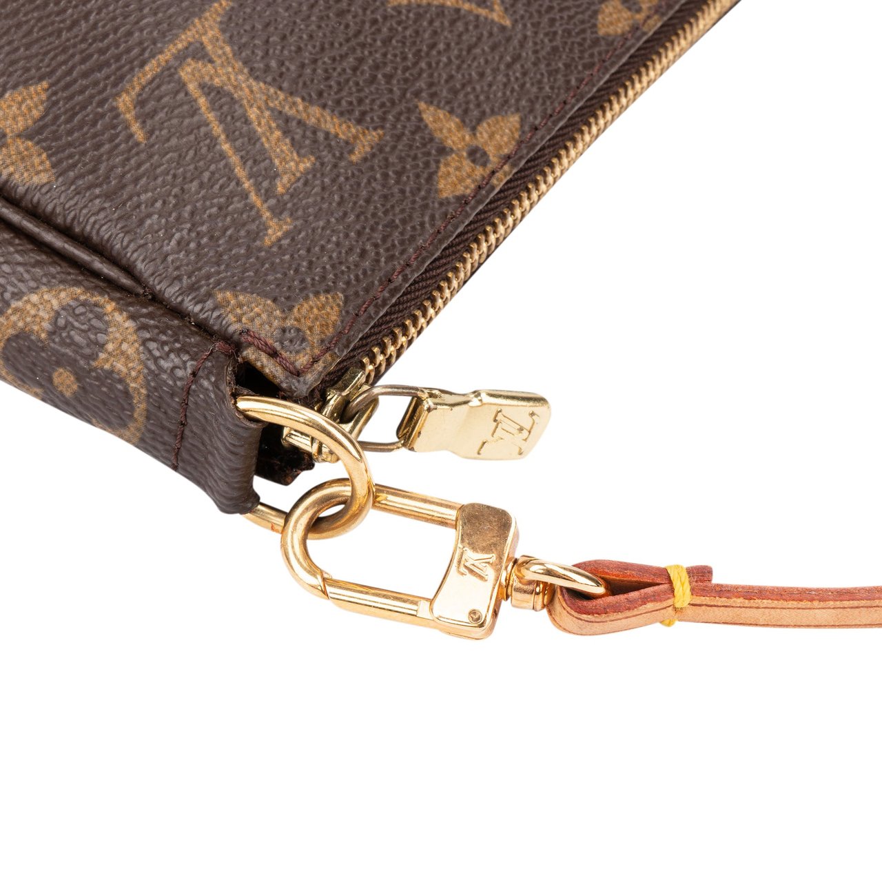 Louis Vuitton Louis Vuitton Canvas Monogram Pochette Accessoire Handbag Bruin