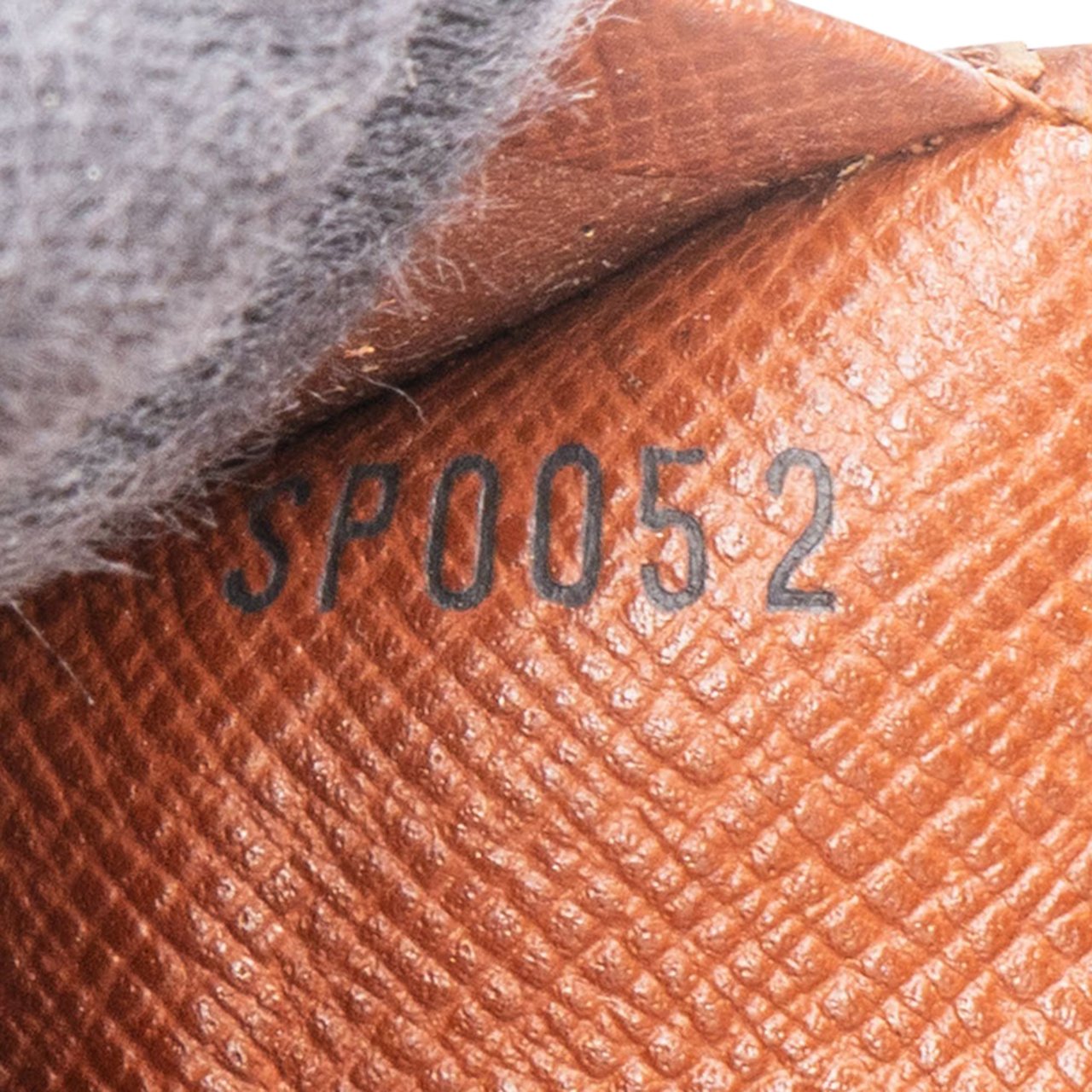 Louis Vuitton Louis Vuitton Canvas Monogram Tresor Wallet Divers