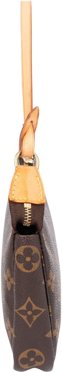 Louis Vuitton Louis Vuitton Canvas Monogram Pochette Accessoire Handbag Bruin