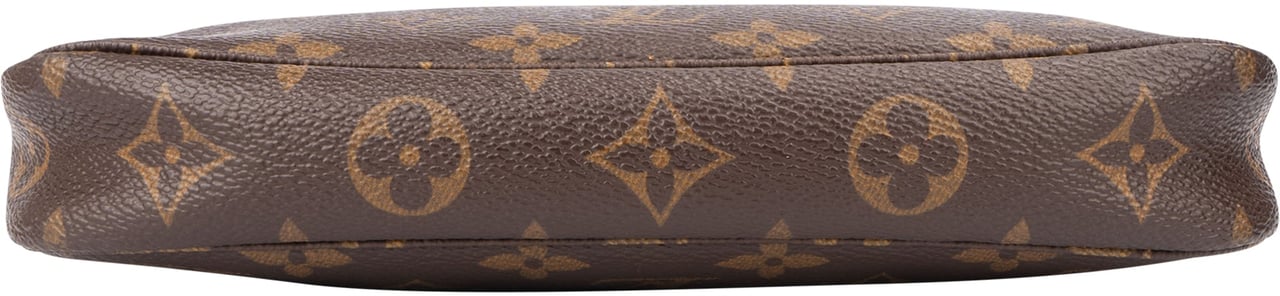 Louis Vuitton Louis Vuitton Canvas Monogram Pochette Accessoire Shoulder Bag Bruin