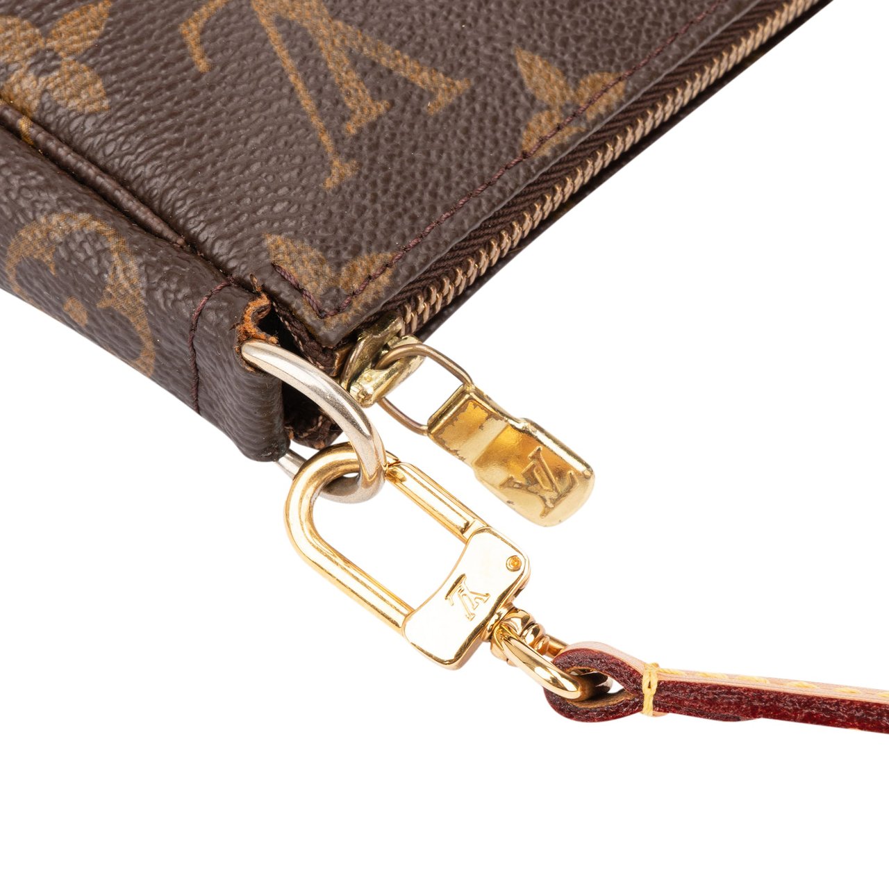 Louis Vuitton Louis Vuitton Canvas Monogram Pochette Accessoire Shoulder Bag Bruin
