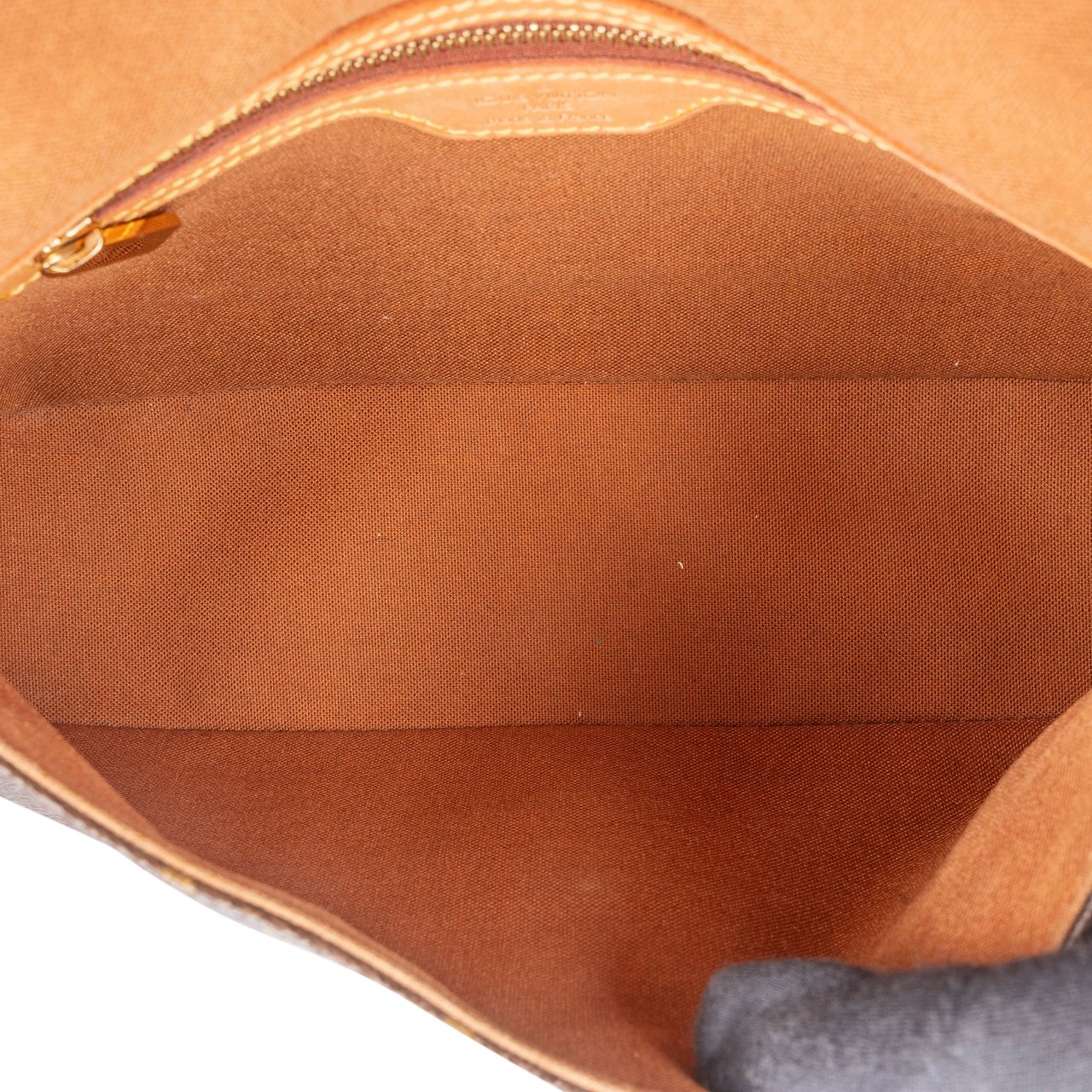 Louis Vuitton Louis Vuitton Canvas Monogram Looping PM Shoulder Bag Bruin