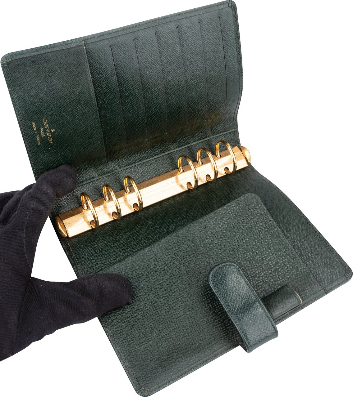 Louis Vuitton Louis Vuitton Green Taiga Leather Agenda MM Groen