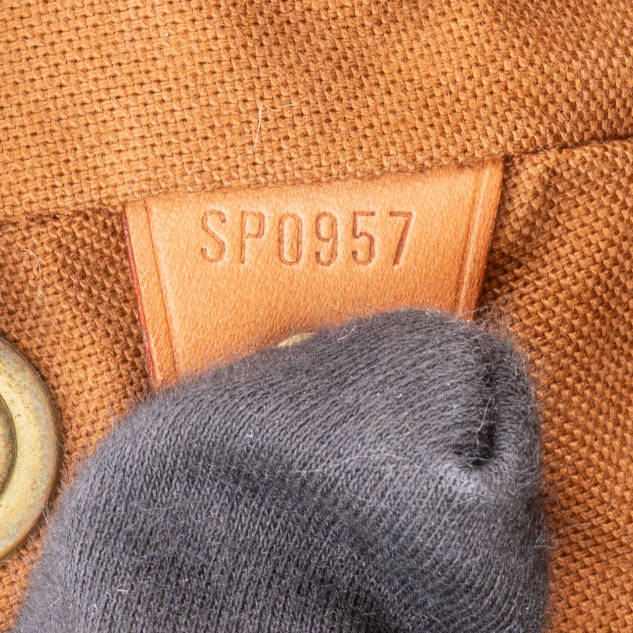 Louis Vuitton Louis Vuitton Canvas Monogram Montsouris MM Backpack Bruin