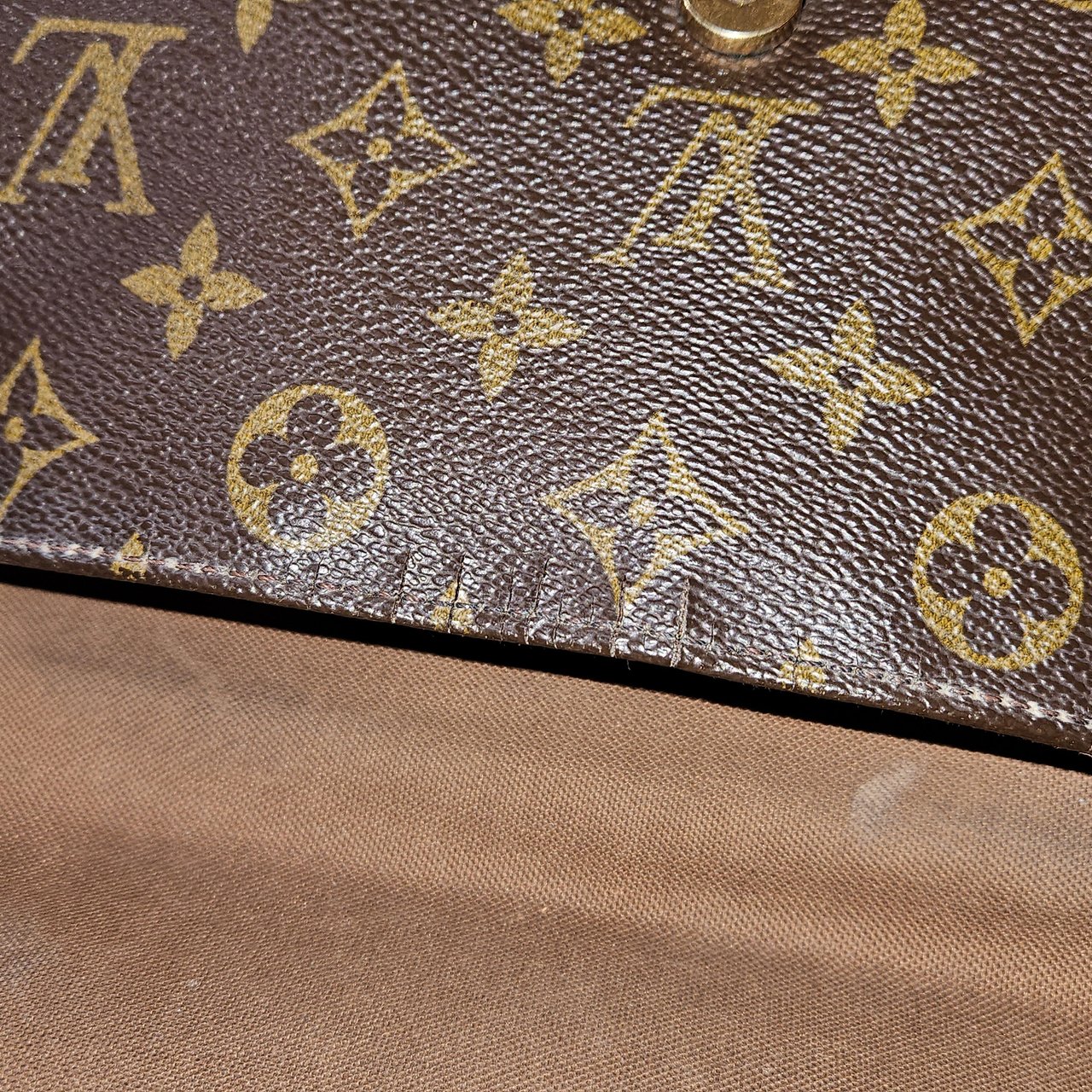 Louis Vuitton Louis Vuitton Canvas Monogram Looping PM Shoulder Bag Bruin