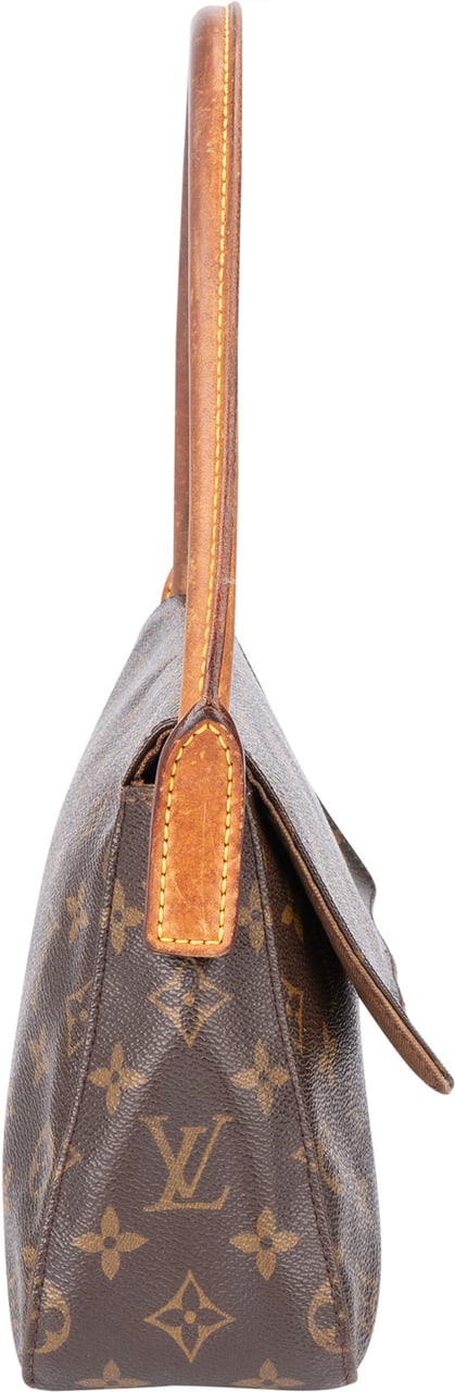 Louis Vuitton Louis Vuitton Canvas Monogram Looping PM Shoulder Bag Bruin