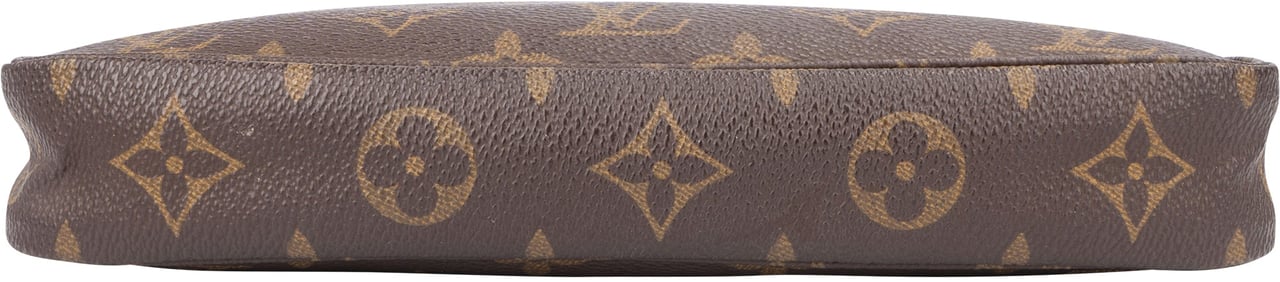 Louis Vuitton Louis Vuitton Canvas Monogram Pochette Accessoire Handbag Bruin