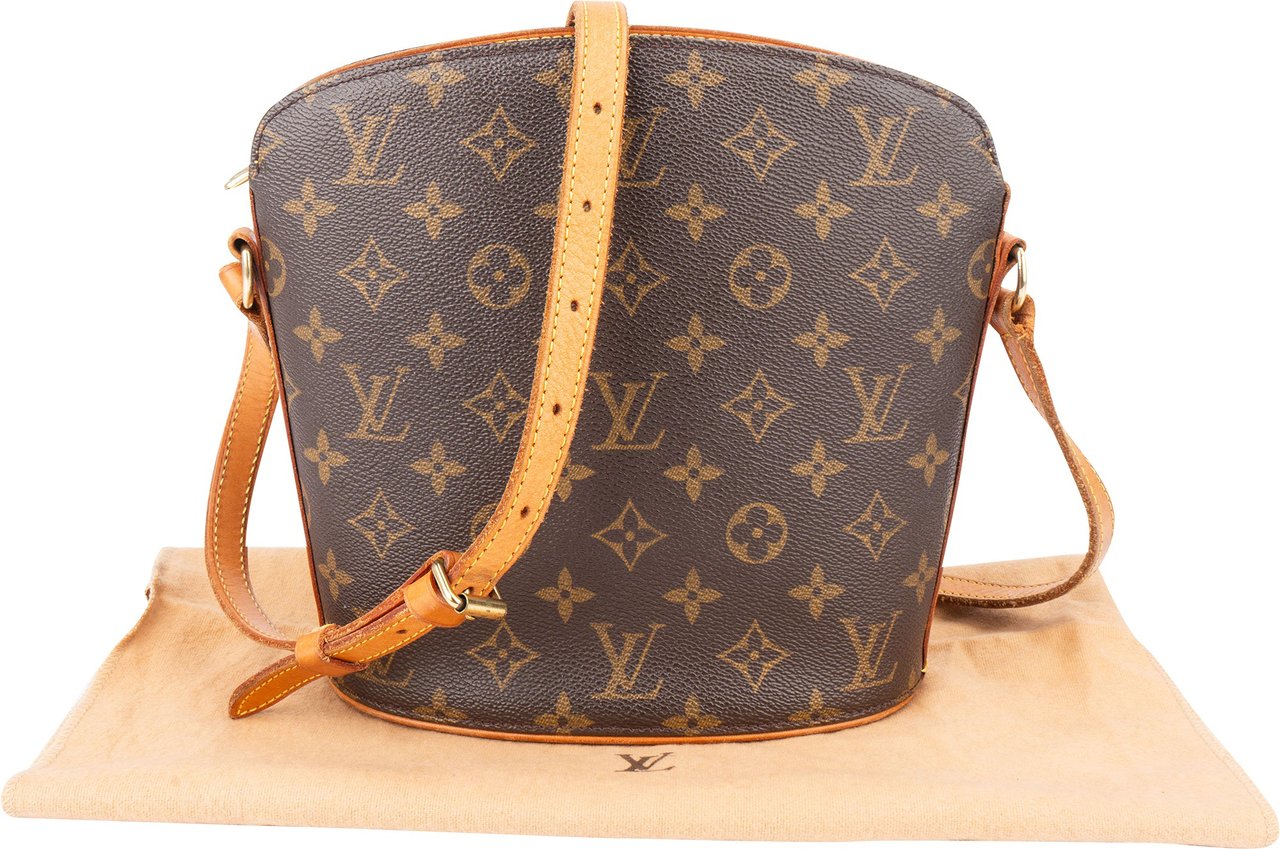 Louis Vuitton Louis Vuitton Canvas Monogram Drouot Crossbody Bag Bruin