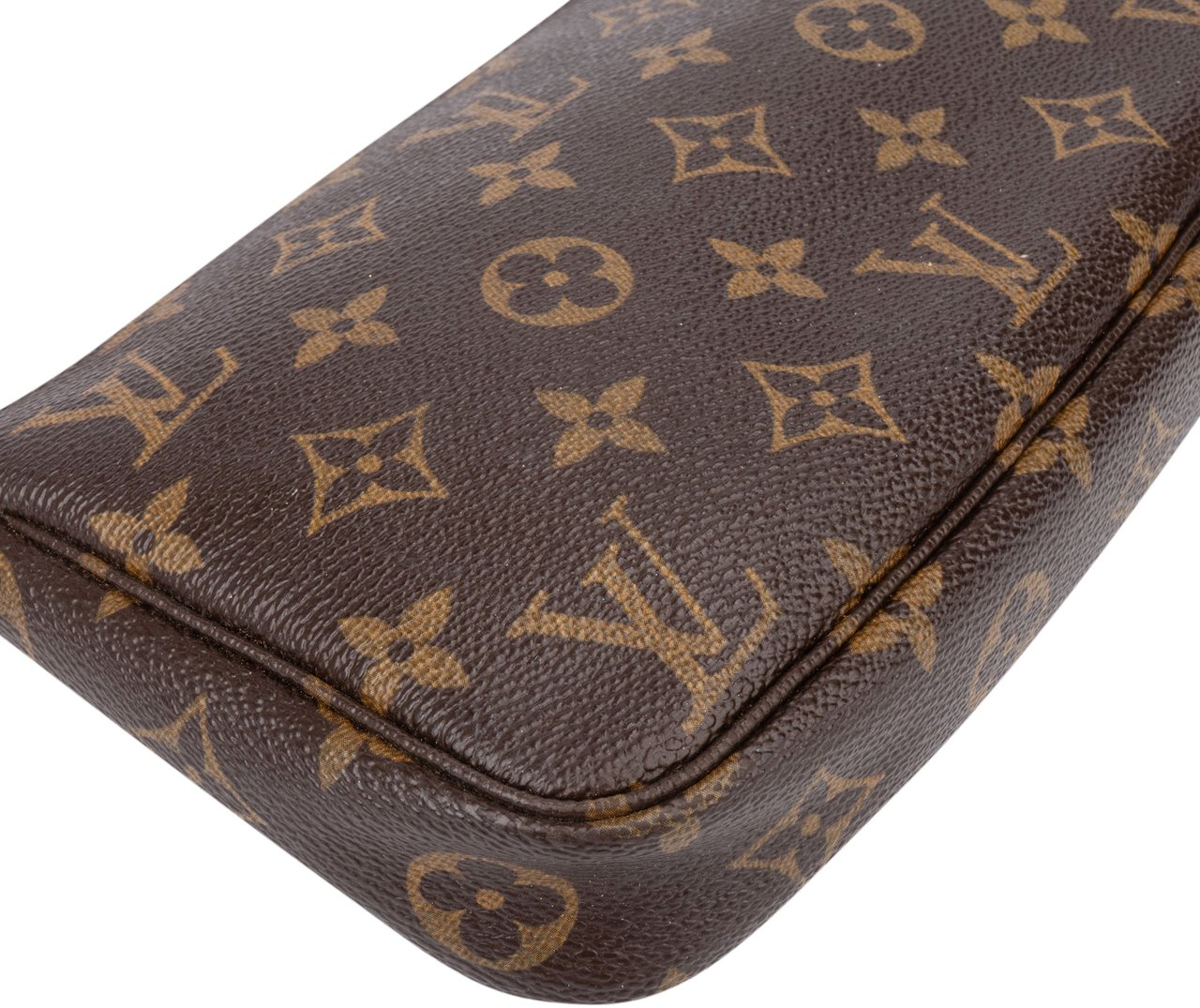 Louis Vuitton Louis Vuitton Canvas Monogram Pochette Accessoire Handbag Bruin