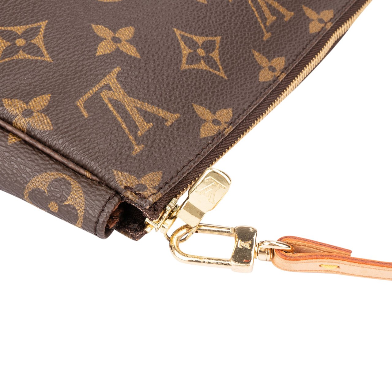 Louis Vuitton Louis Vuitton Canvas Monogram Pochette Accessoire Handbag Bruin
