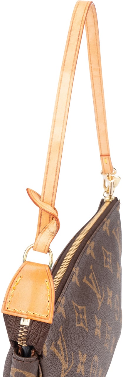 Louis Vuitton Louis Vuitton Canvas Monogram Pochette Accessoire Handbag Bruin