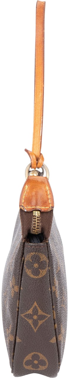Louis Vuitton Louis Vuitton Canvas Monogram Pochette Accessoire Handbag Bruin
