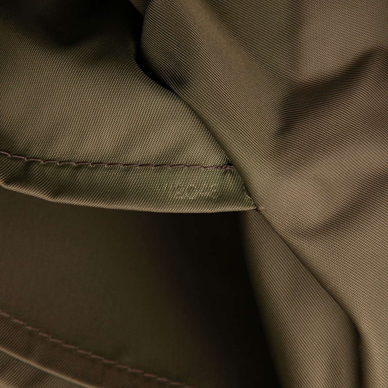 Louis Vuitton Damier Geant Messenger Bag Zwart