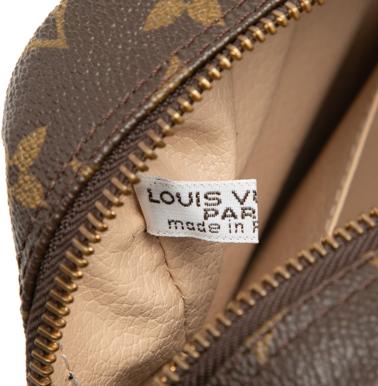 Louis Vuitton Monogram Trousse Toilette 28 Bruin