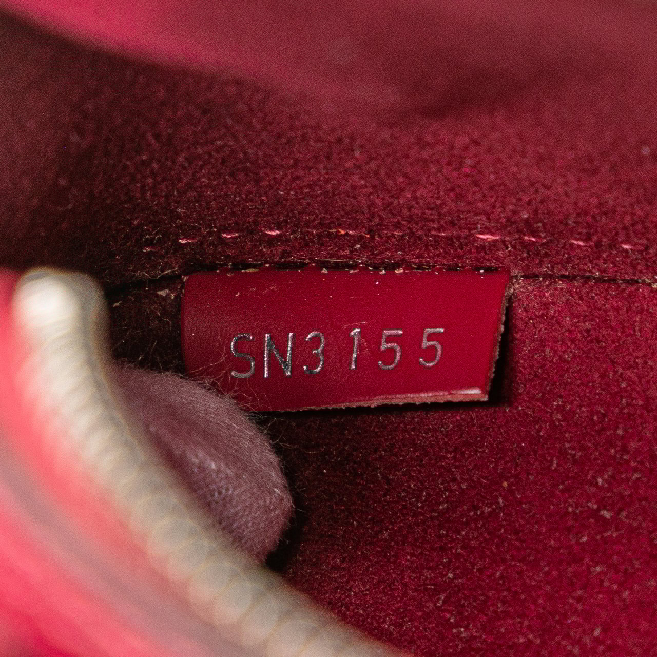 Louis Vuitton Epi Nano Alma Roze