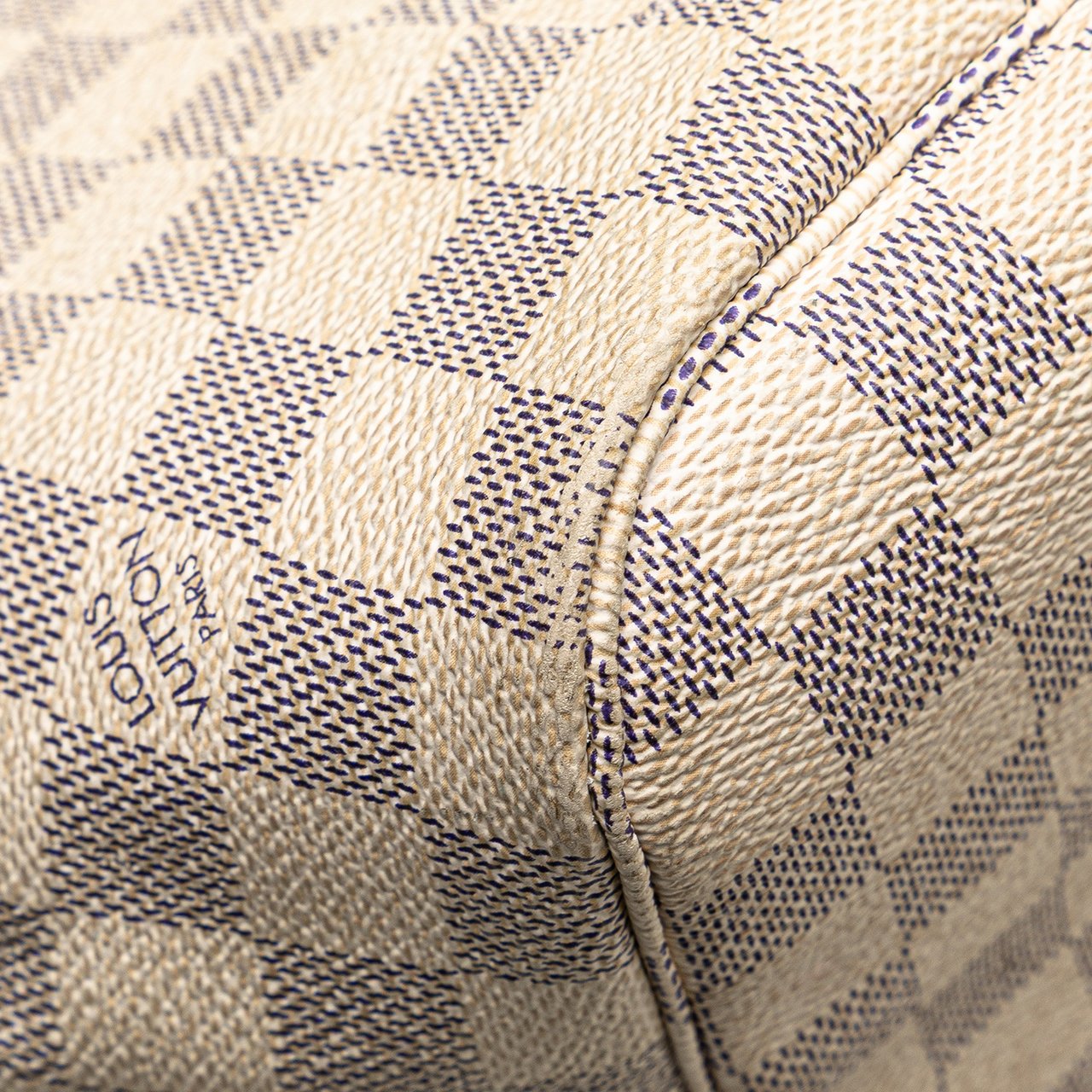 Louis Vuitton Damier Azur Neverfull MM Wit
