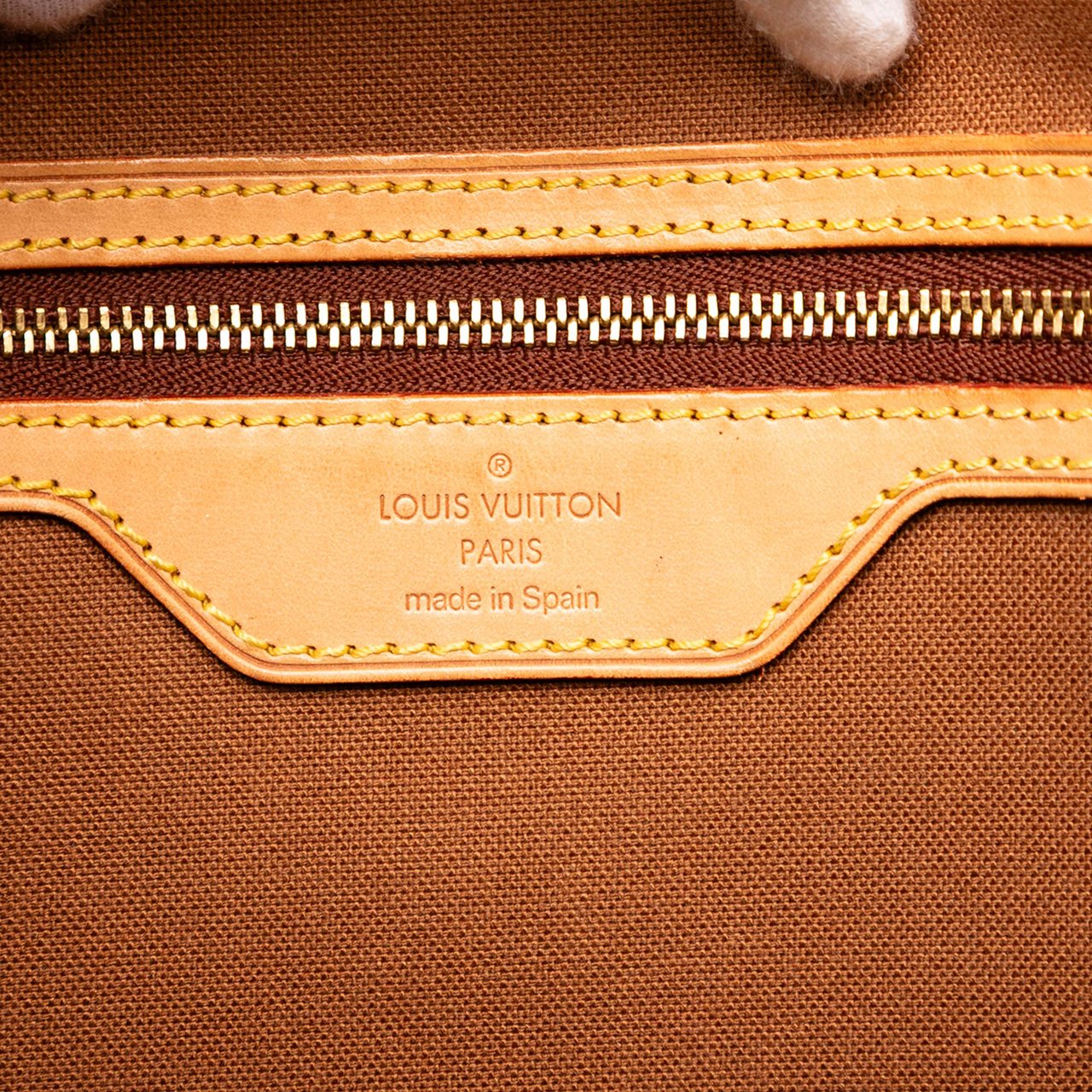Louis Vuitton Monogram Abbesses Bruin