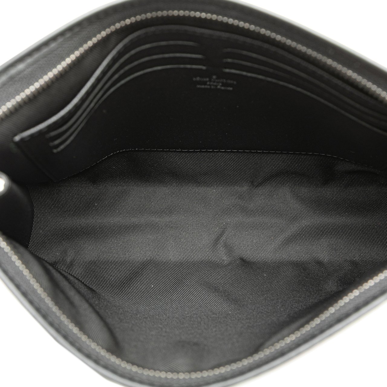 Louis Vuitton Monogram Eclipse Pochette Voyage MM Zwart