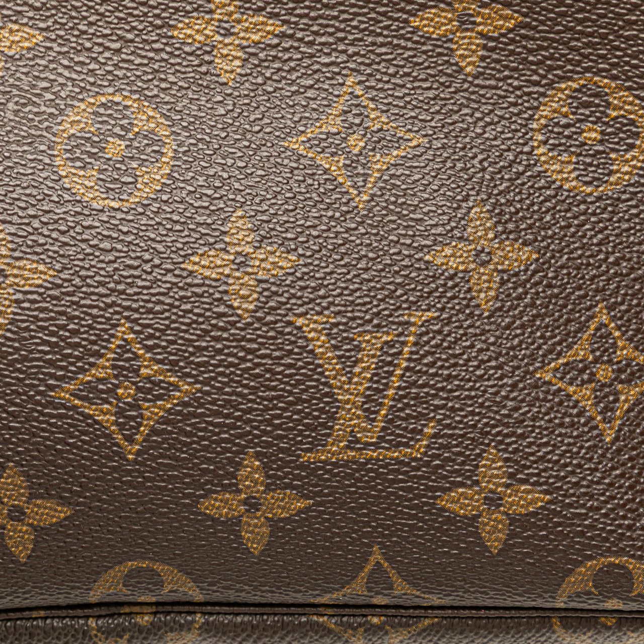 Louis Vuitton Monogram Trousse Toilette 28 Bruin