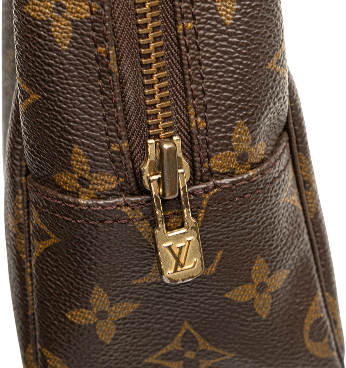 Louis Vuitton Monogram Trousse Toilette 28 Bruin