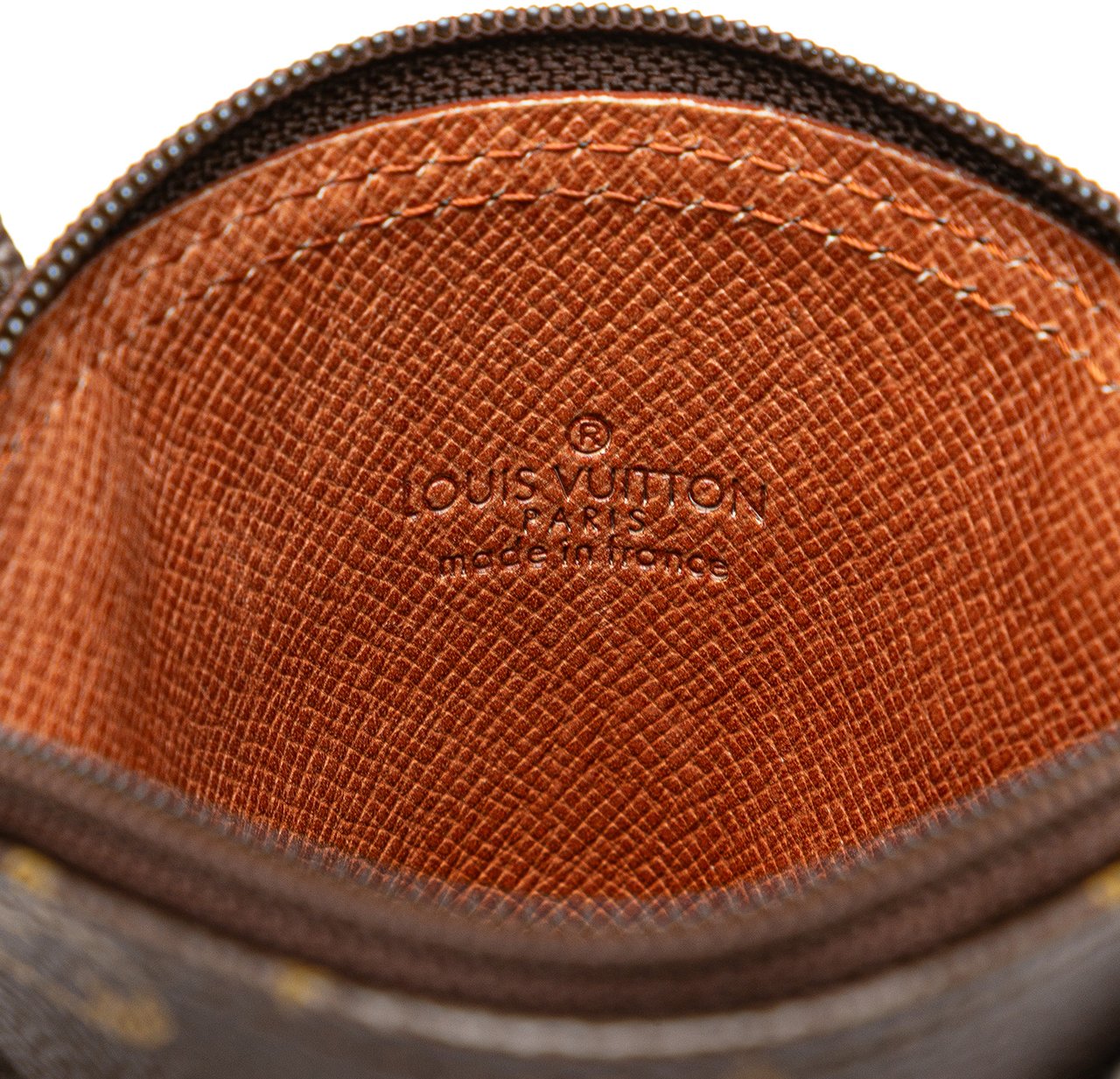Louis Vuitton Monogram Pochette Secret Passport Holder Bruin
