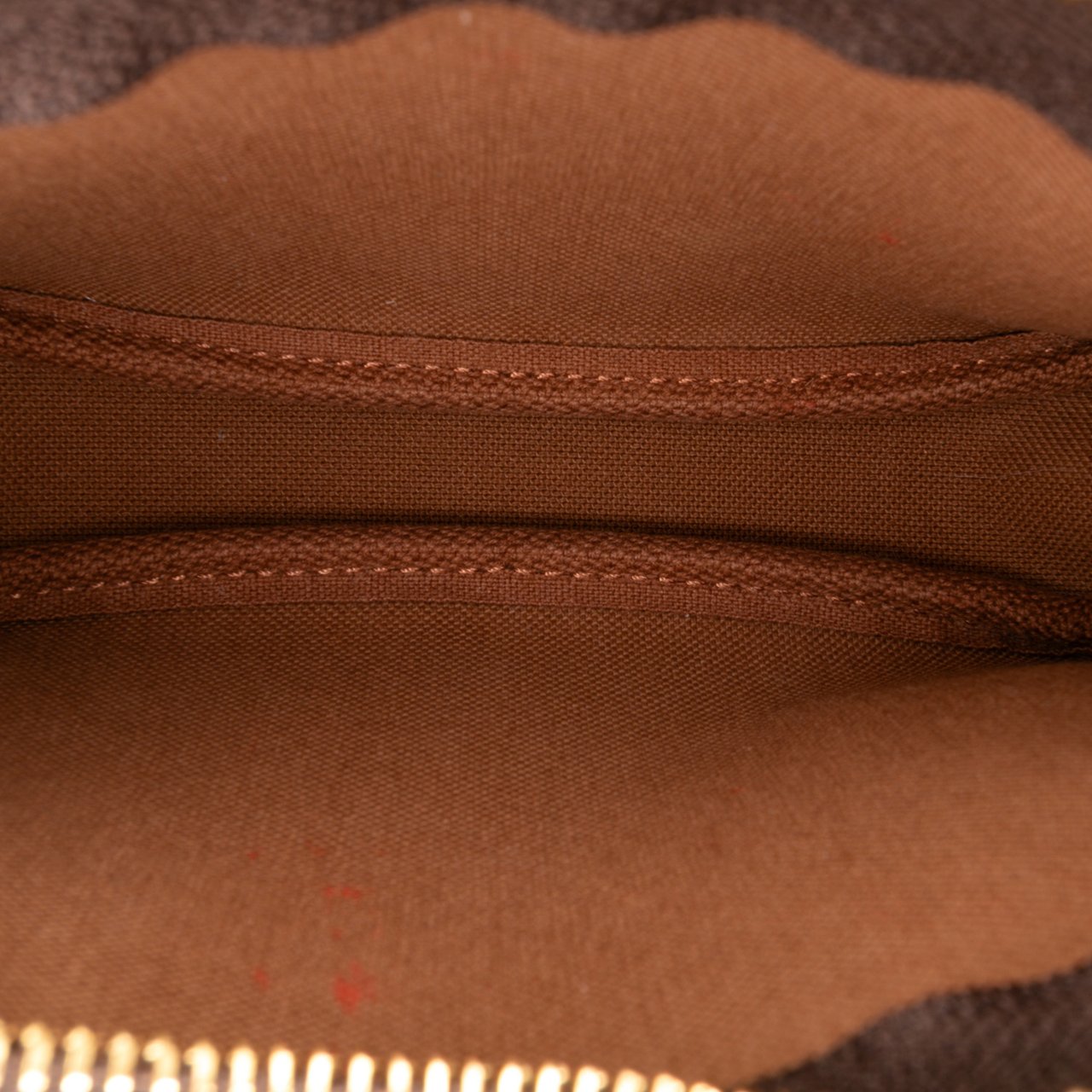 Louis Vuitton Monogram Mini Pochette Accessoires Bruin