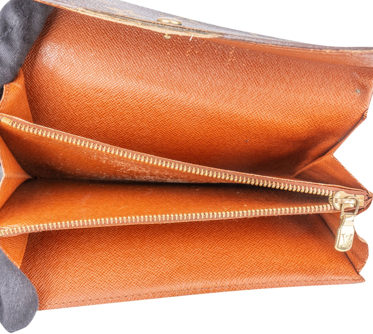 Louis Vuitton Louis Vuitton Canvas Monogram Sarah Wallet Divers