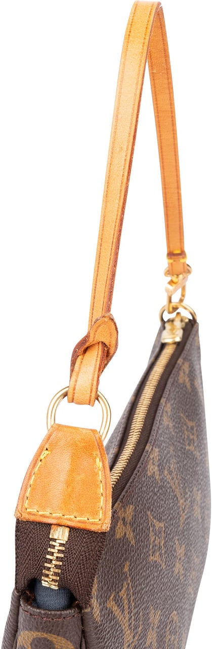 Louis Vuitton Louis Vuitton Canvas Monogram Pochette Accessoire Handbag Bruin