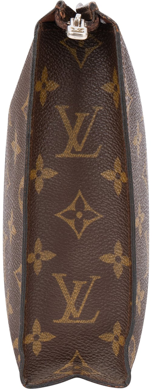 Louis Vuitton Louis Vuitton Canvas Monogram Poche Toilette 25 Clutch Bruin