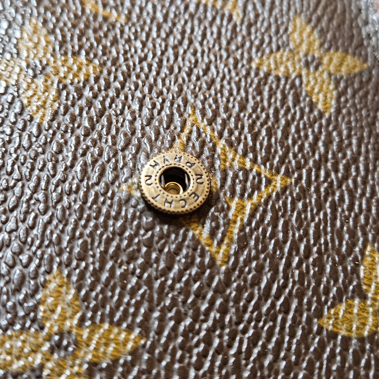 Louis Vuitton Louis Vuitton Canvas Monogram Tresor Wallet Bruin