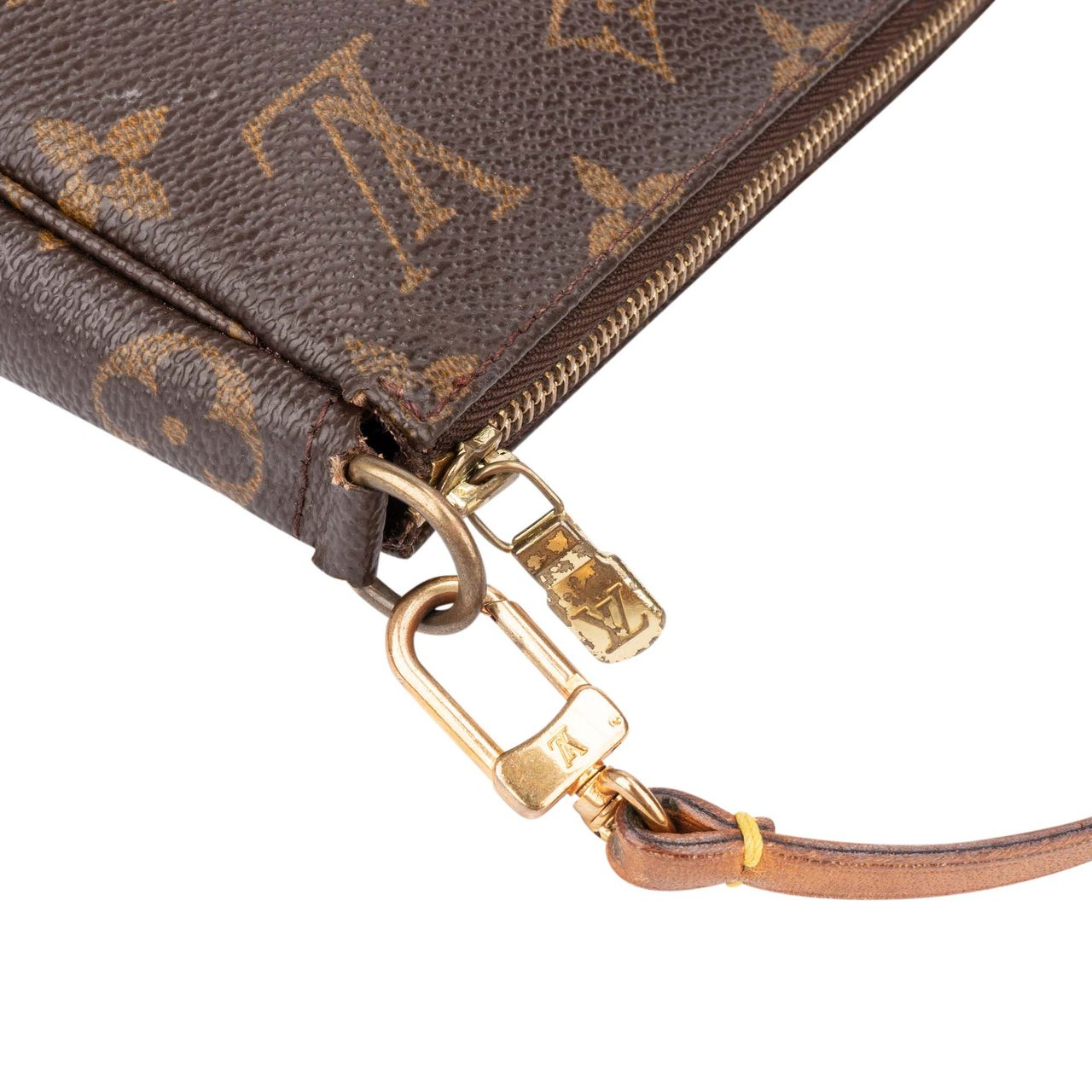 Louis Vuitton Louis Vuitton Canvas Monogram Pochette Accessoire Handbag Bruin